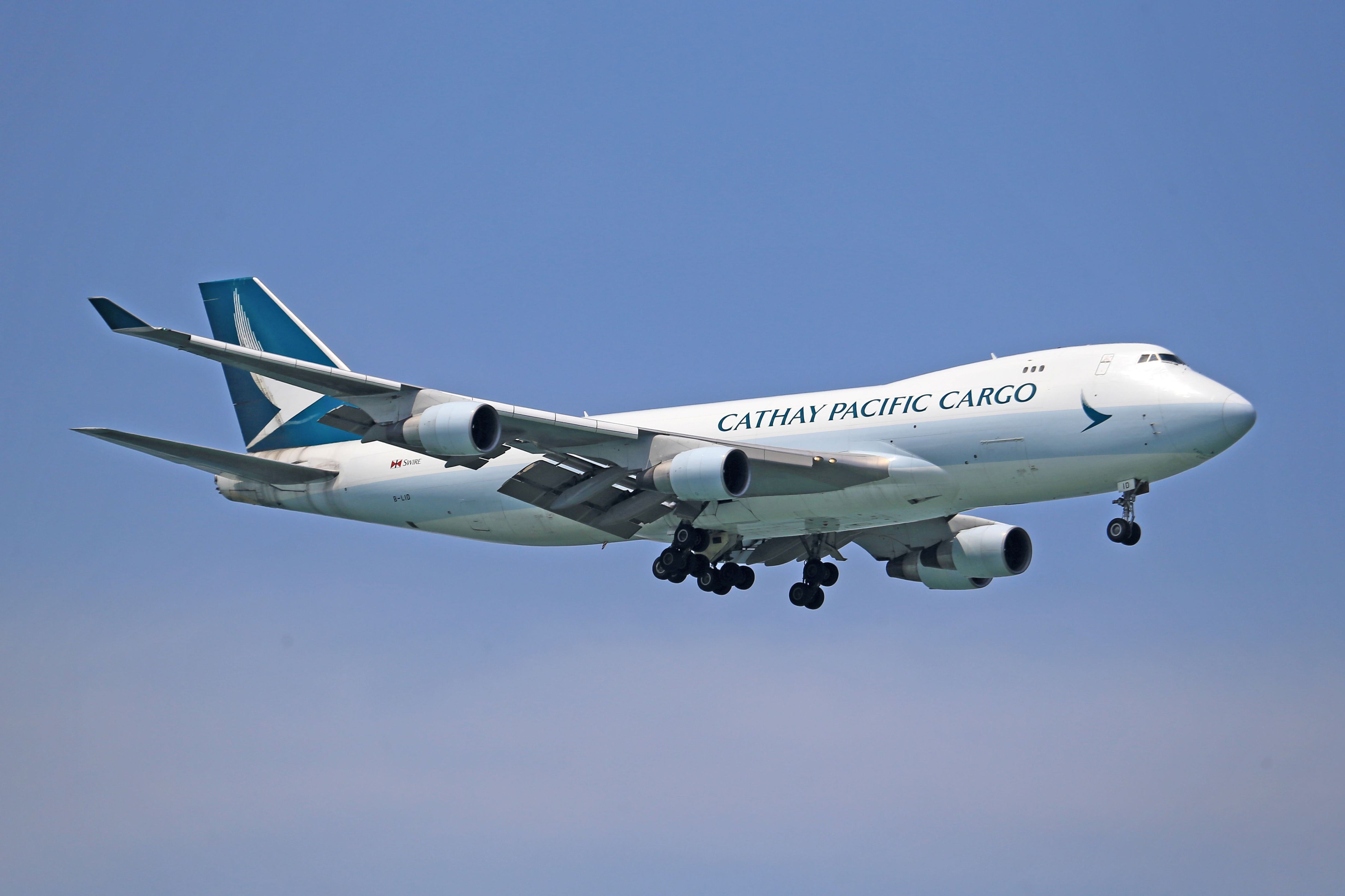 How Do Aeroplanes Fly? — article hero image