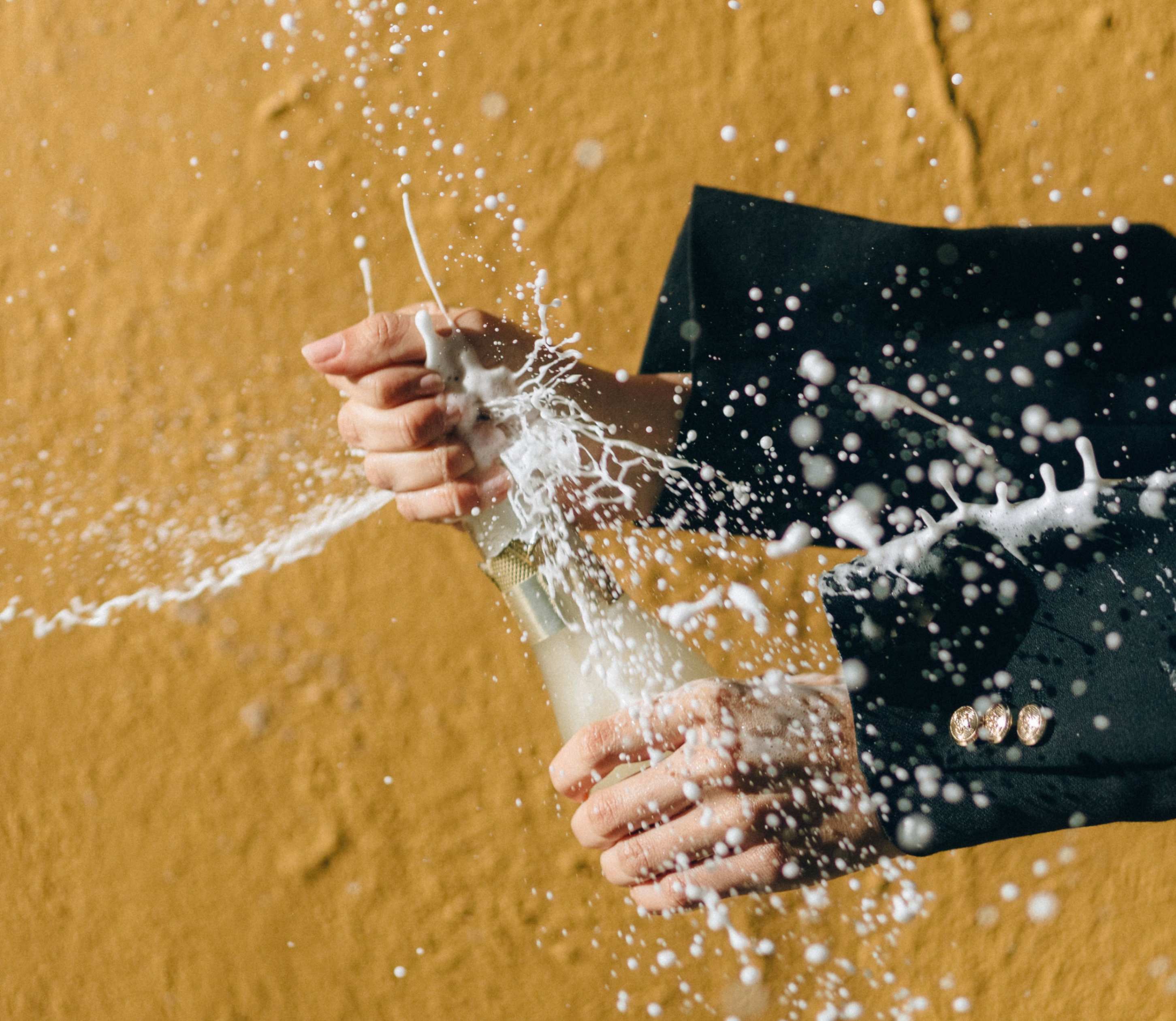 Why Does a Fizzy Drink Explode After You Shake It? — article hero image